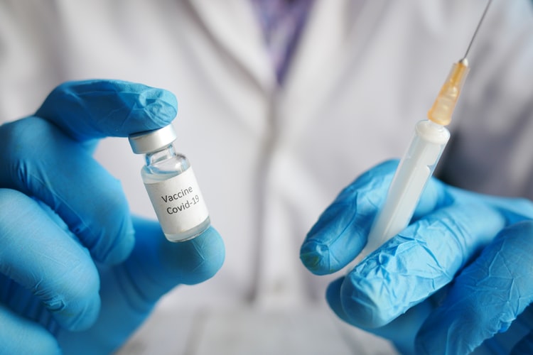ساكسونيا السفلى: مراكز التطعيم ضد كورونا تخطط لحملات لمن هم دون 18 عاما