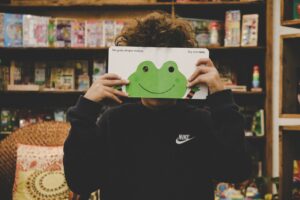 أمسية قراءة للأطفال في مكتبة مدينة Bad Oldesloe