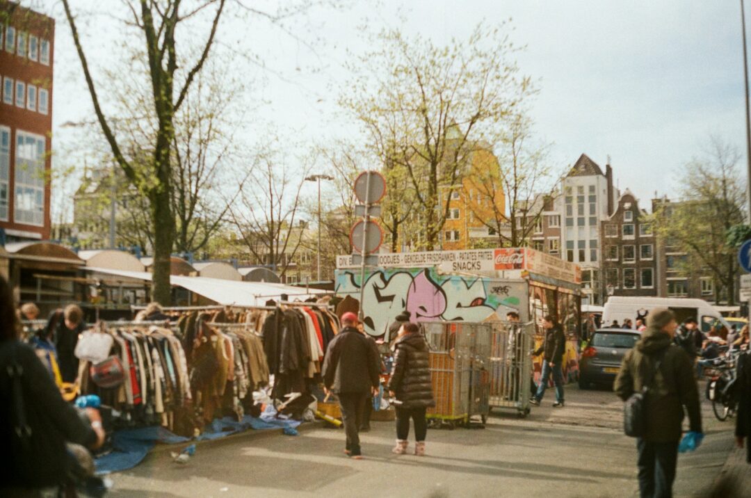 سوق "Flohmarkt" يعود من جديد في هامبورغ